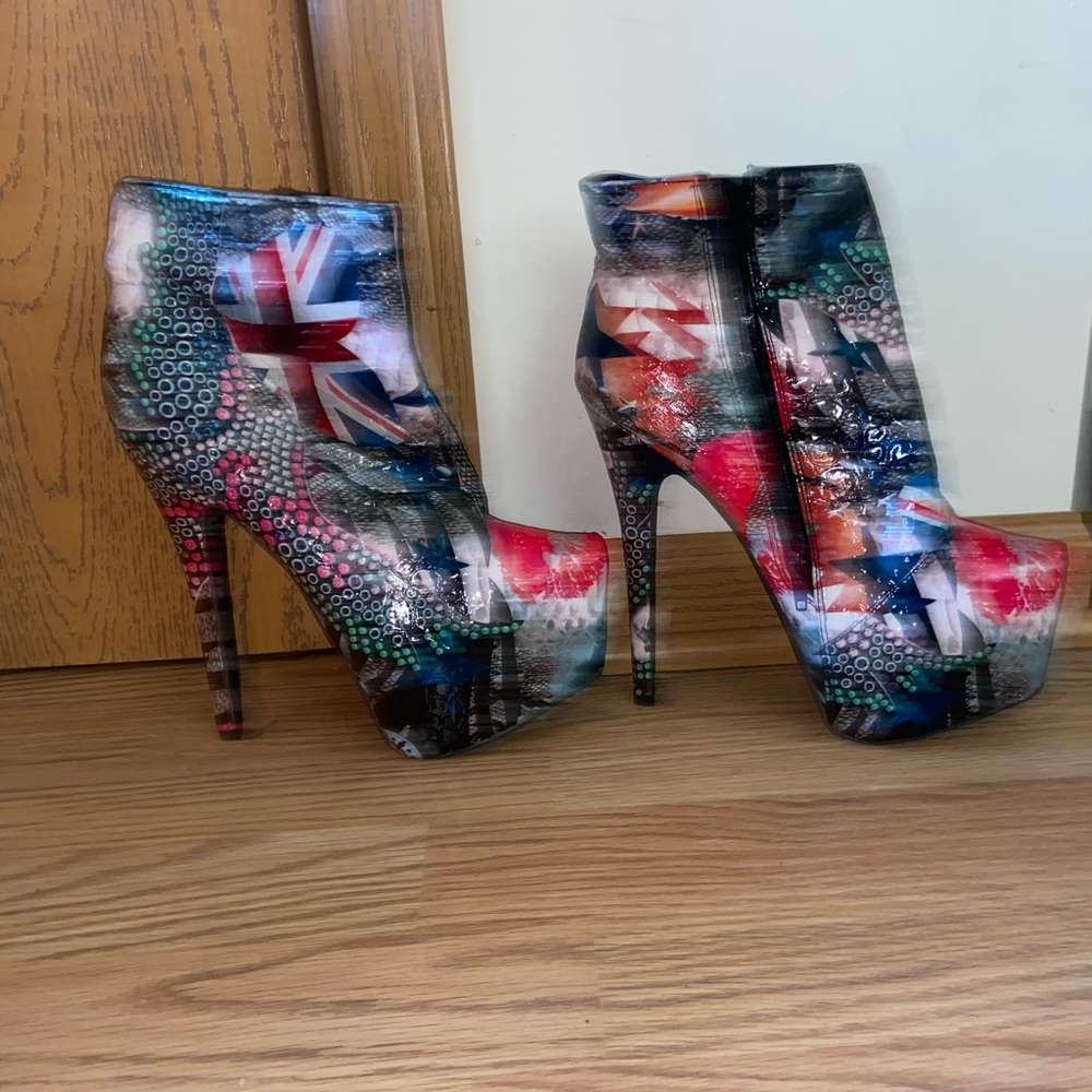 Rosetti Multicolor Platform Heels - image 1